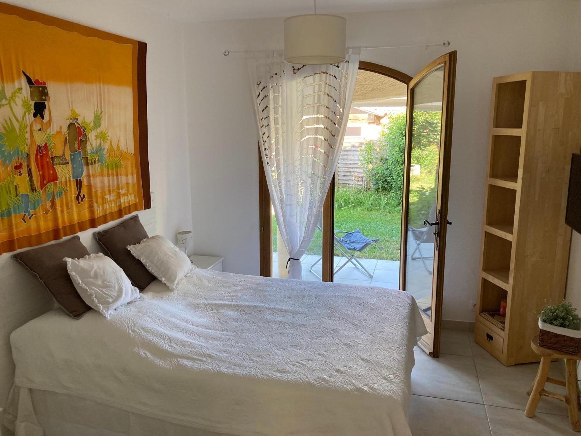 Bed & Breakfast Les Lillas Saint-Jeannet  エクステリア 写真