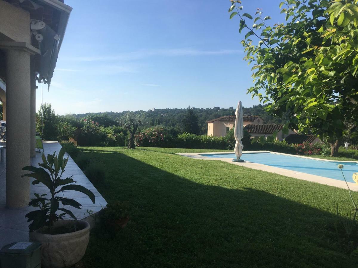 Bed & Breakfast Les Lillas Saint-Jeannet  エクステリア 写真