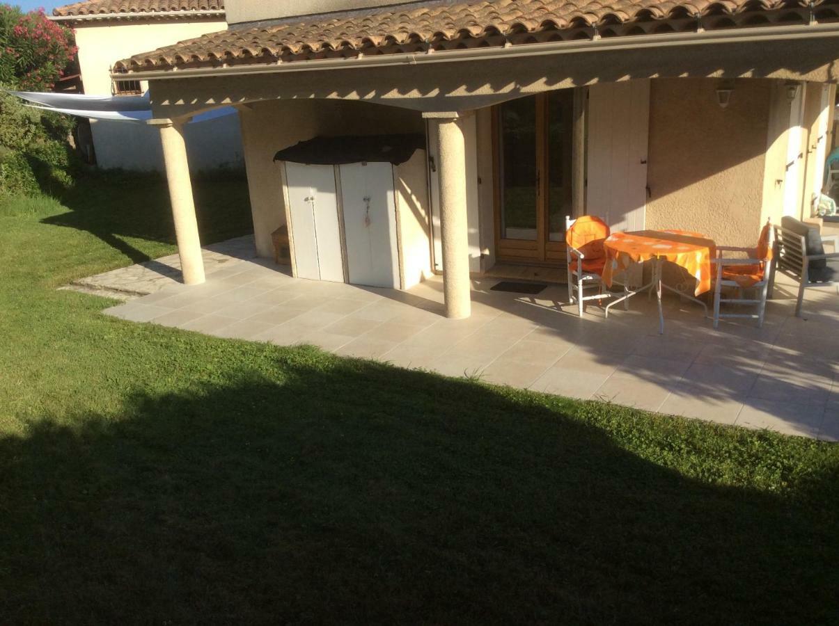 Bed & Breakfast Les Lillas Saint-Jeannet  エクステリア 写真